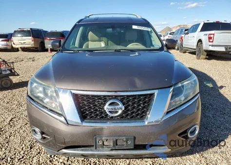 2015 Nissan Pathfinder S z USA, uszkodzony, nr VIN 5N1AR2MN2FC604793